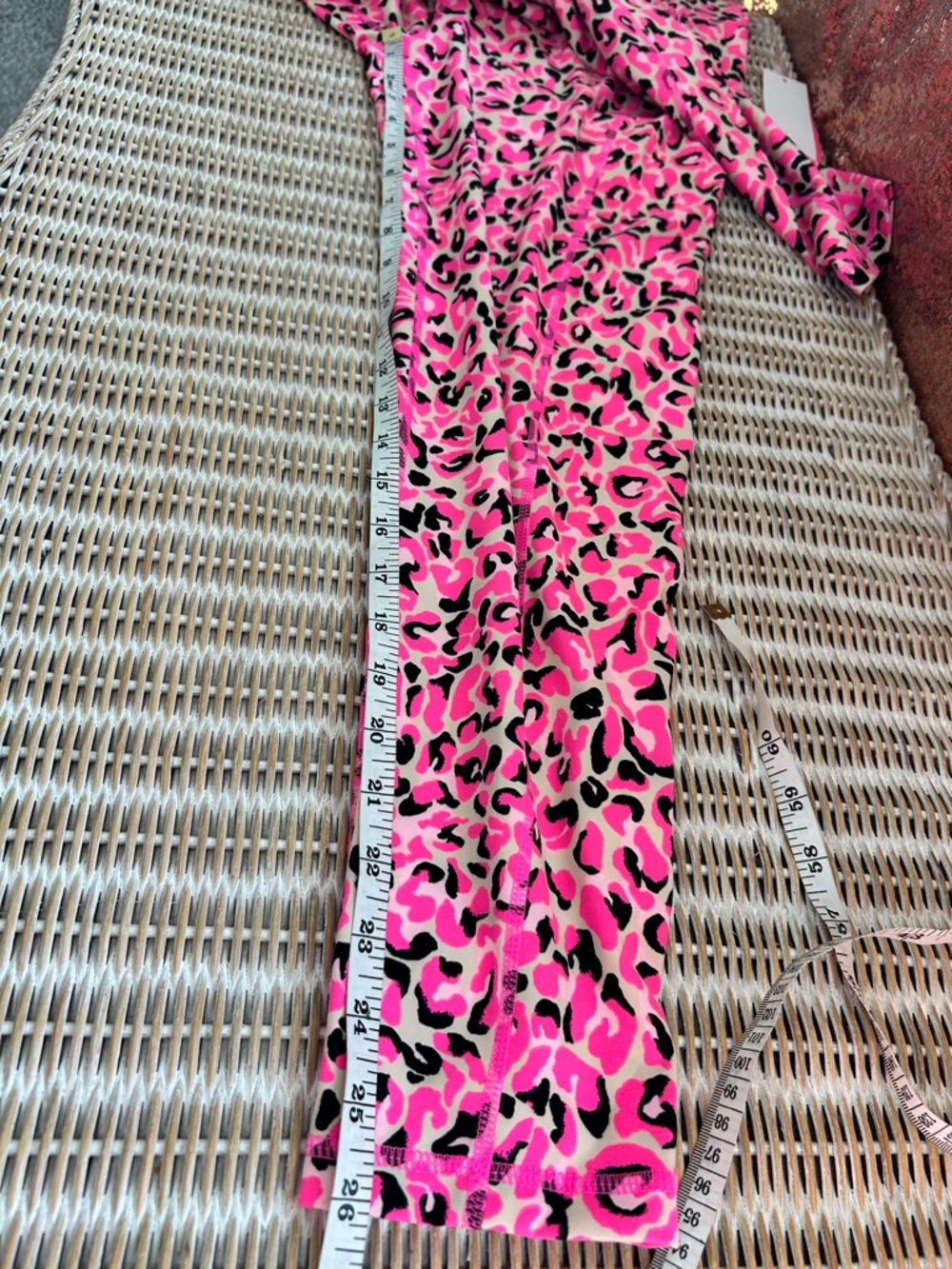 Lilly Pulitzer Luxletic Weekender High Rise Leggings Pink Leopard Size L #91 - Picture 6 of 12